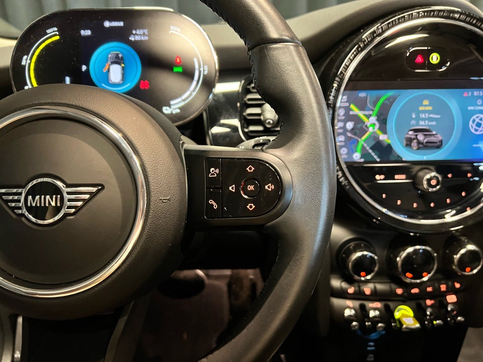 MINI Cooper SE Edition Premium Plus 3d