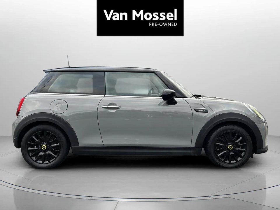 MINI Cooper SE Edition Premium Plus 3d