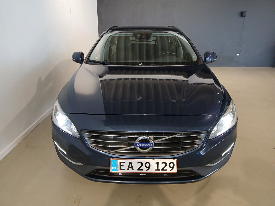Volvo V60 2,0 T5 245 Momentum aut. 5d