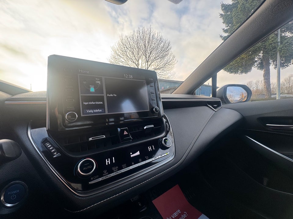 Toyota Corolla 1,8 Hybrid H2 Touring Sports MDS 5d