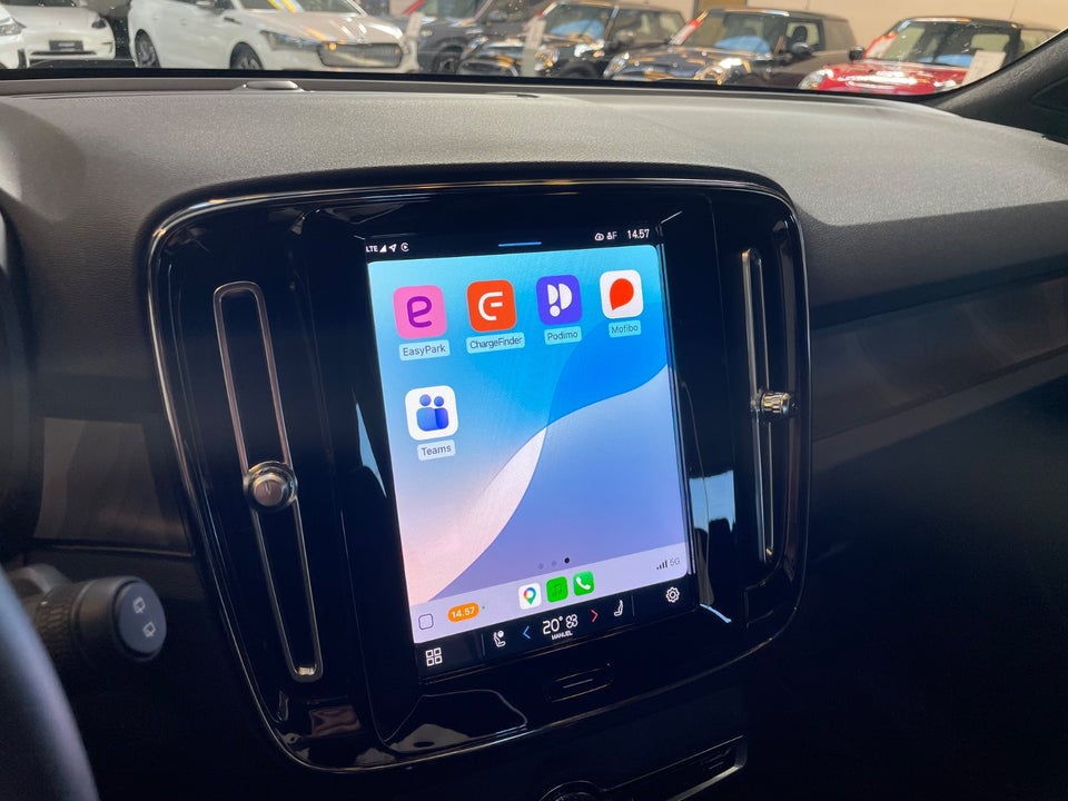 Volvo XC40 P6 ReCharge Core 5d