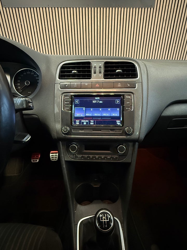 VW Polo 1,6 TDi 90 Comfortline BMT 5d