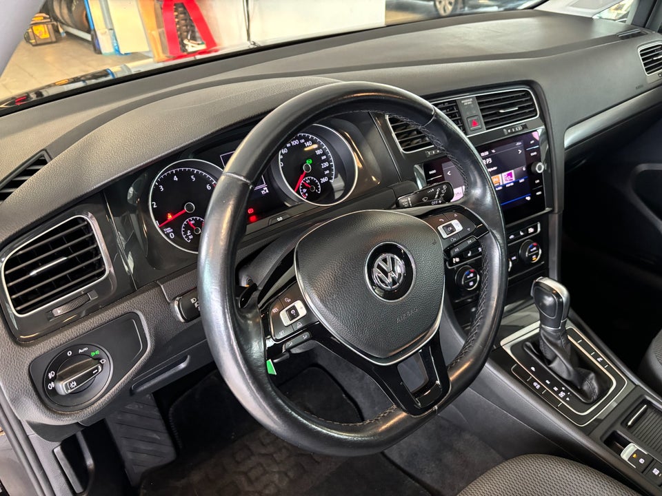 VW Golf VII 1,5 TSi 130 Comfortline Variant DSG 5d