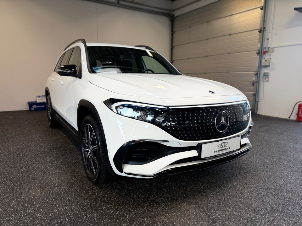 Mercedes EQB300 AMG Line 4Matic 7prs 5d