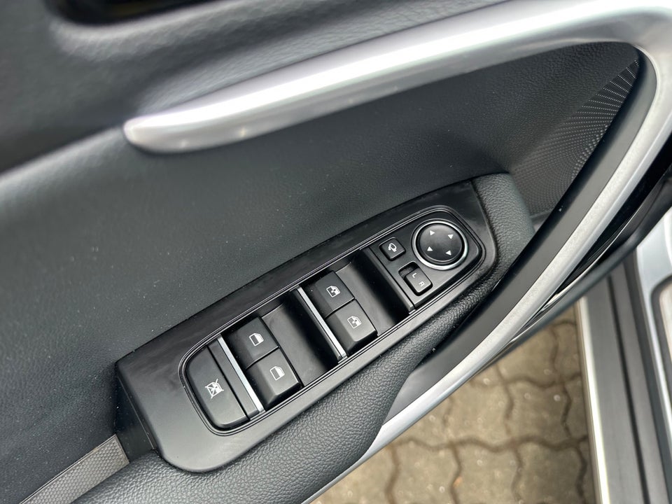 Kia XCeed 1,6 PHEV Prestige DCT 5d