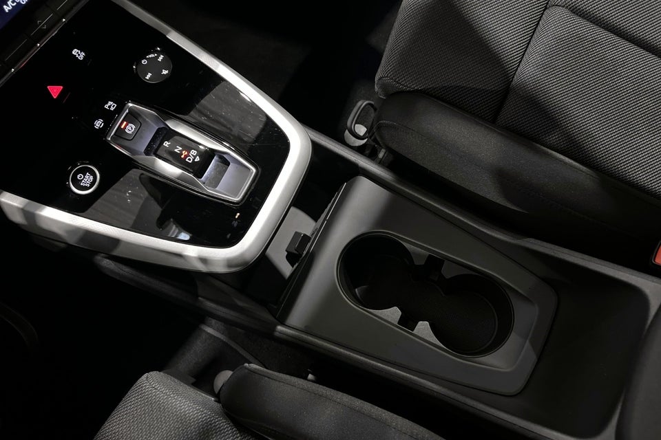 Audi Q4 e-tron 45 Progress 5d