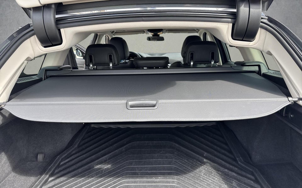 BMW 330e 2,0 Touring Sport Line aut. 5d