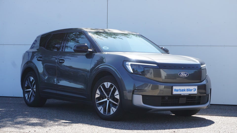 Ford Explorer 77 Select Extended Range 5d