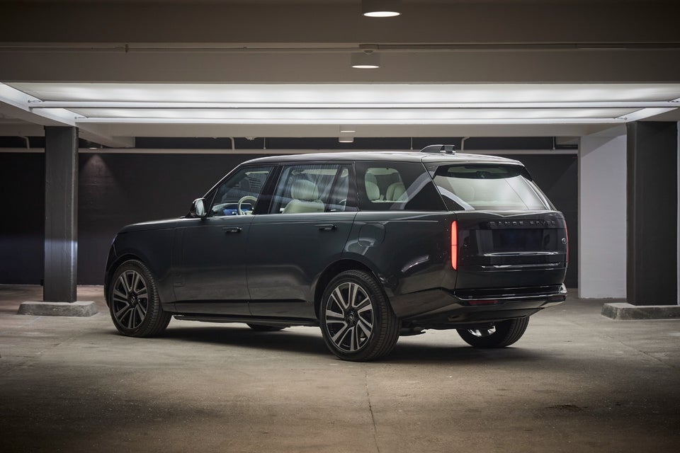 Land Rover Range Rover 3,0 P440e Autobiography aut. LWB 5d