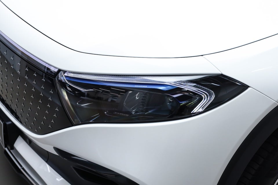 Mercedes EQB250+ AMG Advance 5d