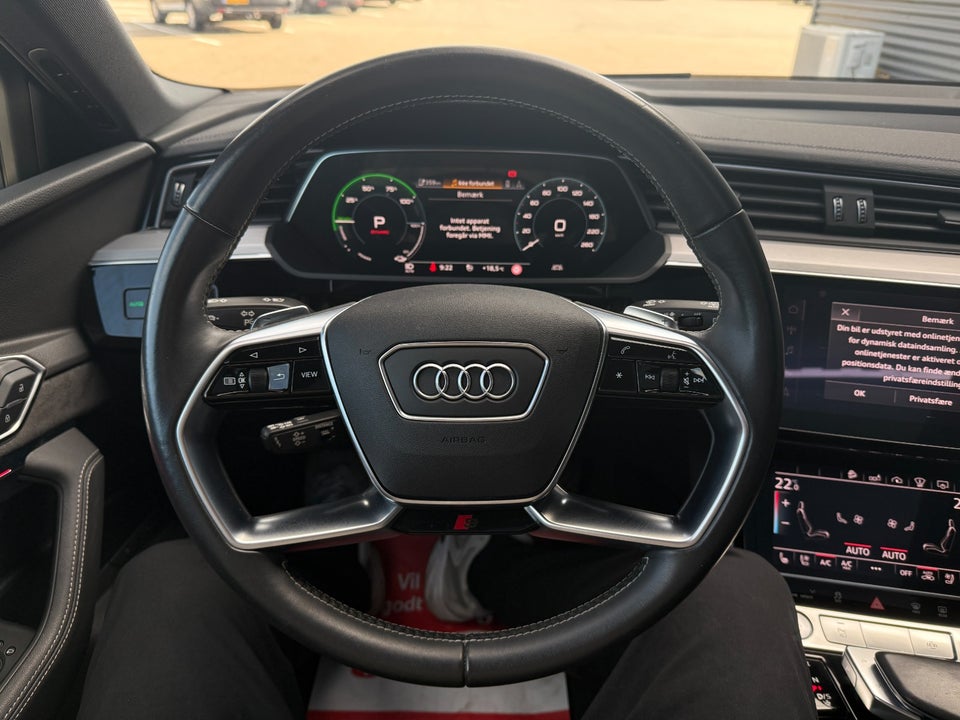 Audi e-tron 55 S-line quattro 5d