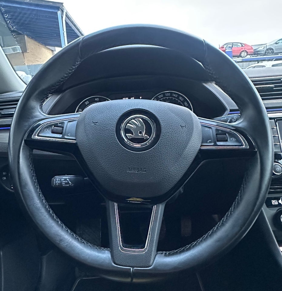 Skoda Superb 1,4 TSi 150 Style Combi DSG 5d