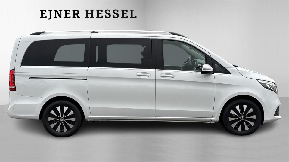 Mercedes EQV300 Avantgarde L Van