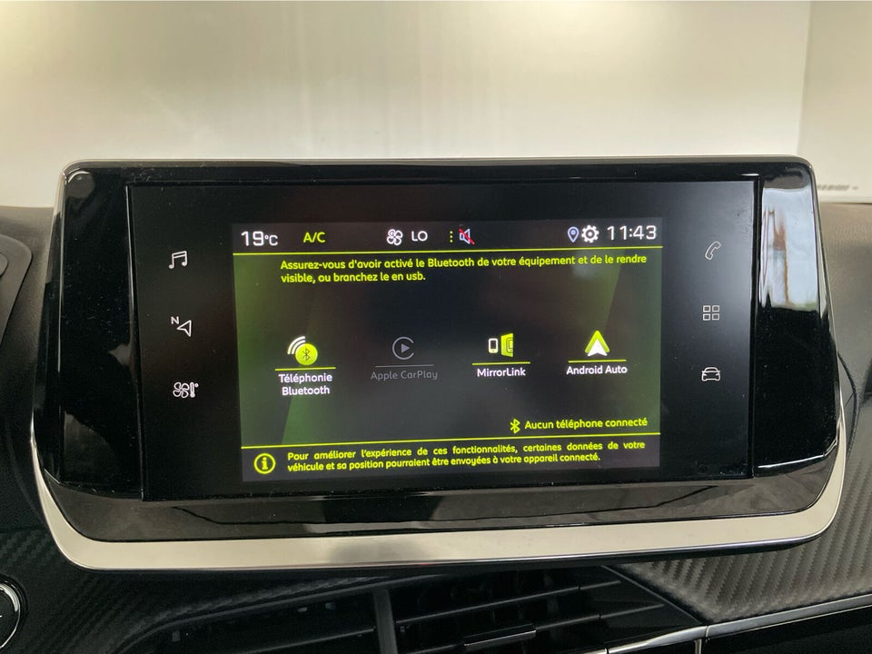 Peugeot 2008 1,2 PureTech 130 Platin Sport 5d