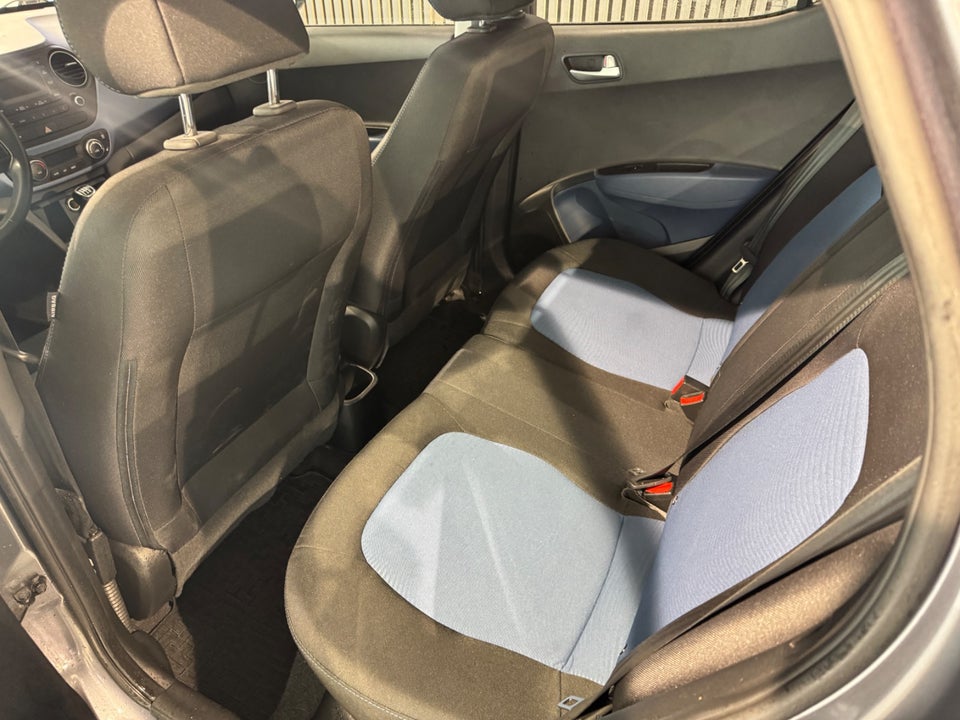 Hyundai i10 1,0 Go High 5d