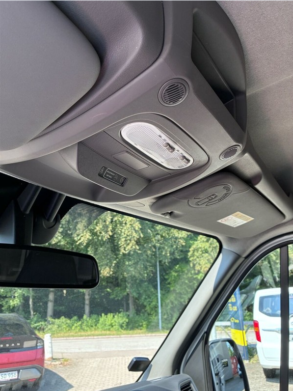 Nissan NV400 2,3 dCi 150 L3H2 Kassevogn