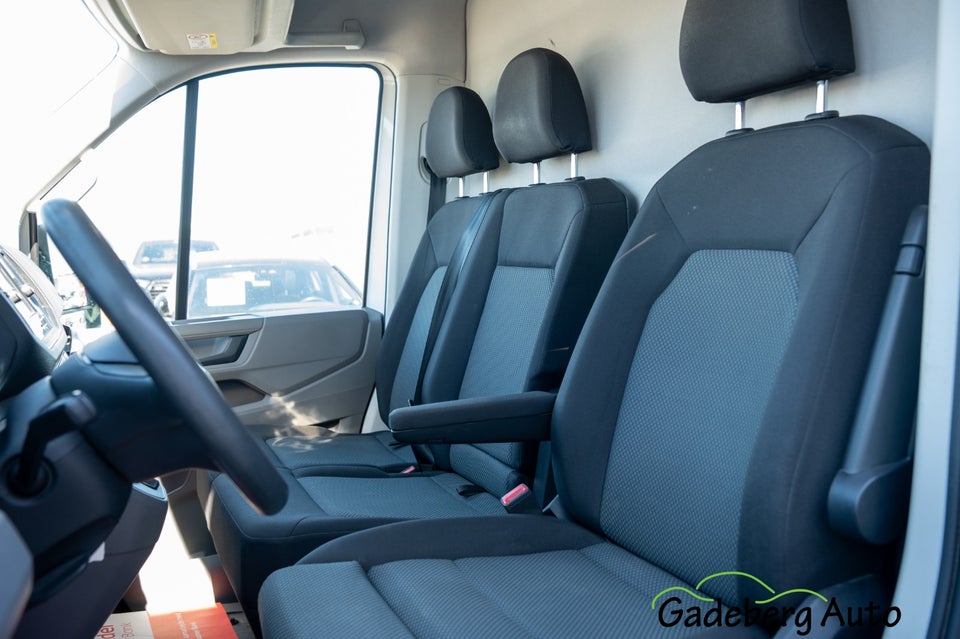 VW Crafter 35 2,0 TDi 177 Kassevogn L3H3 aut.