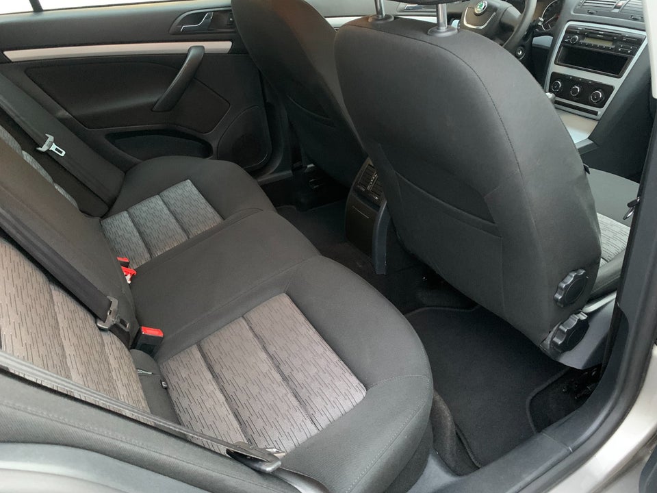 Skoda Octavia 1,4 TSi 122 Ambiente Combi 5d