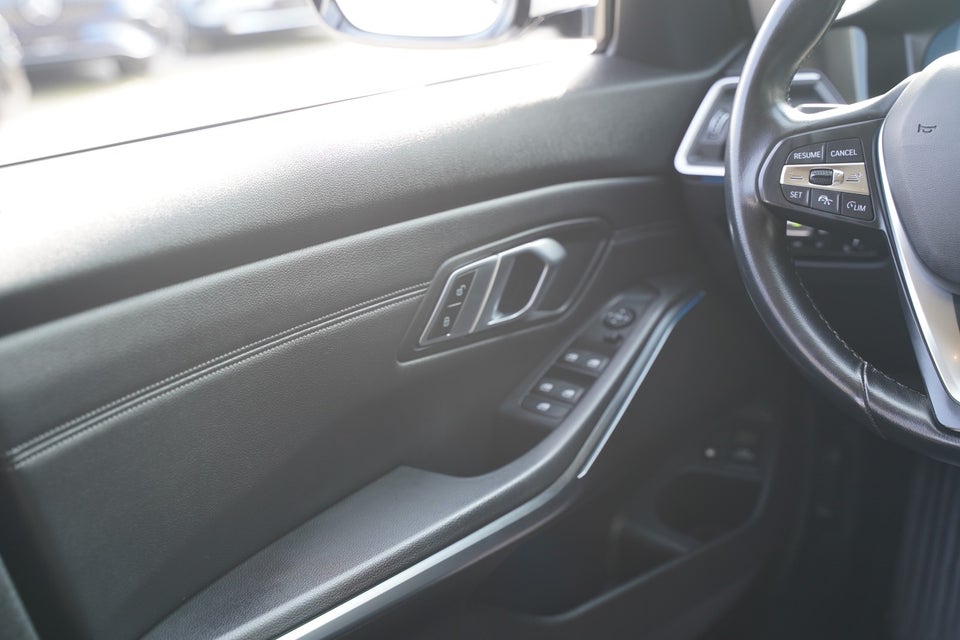 BMW 330e 2,0 Touring Sport Line aut. 5d