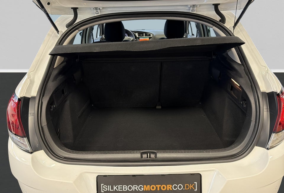 Citroën C4 1,6 BlueHDi 120 Millesime EAT6 5d