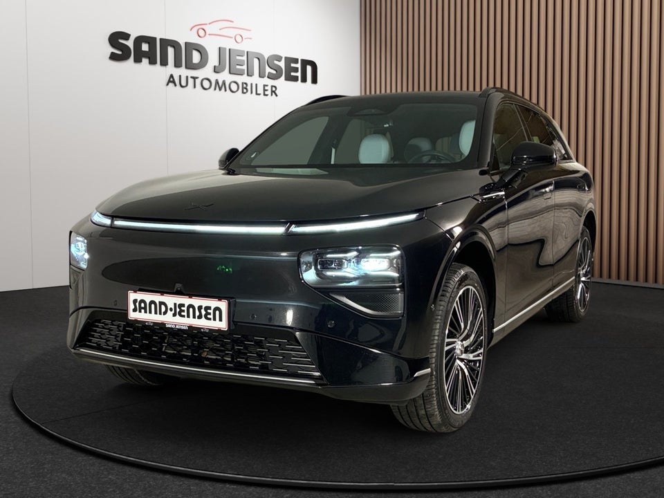 Xpeng G9 Performance 5d