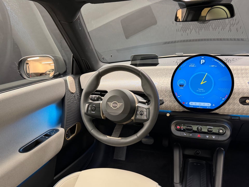 MINI Cooper SE Favoured Trim XL 3d