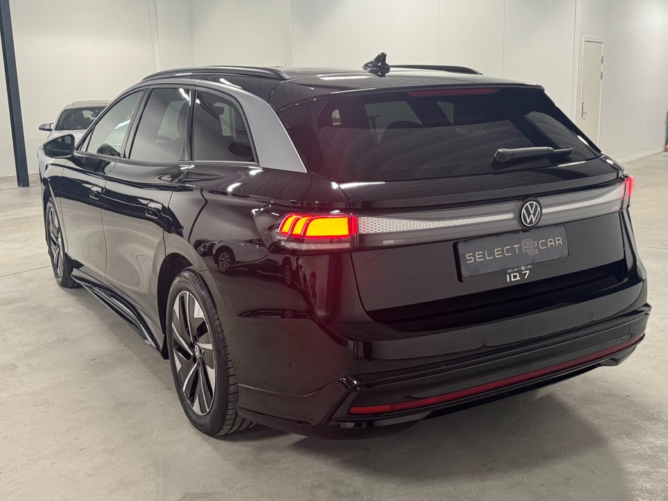 VW ID.7 77 Style Tourer 5d