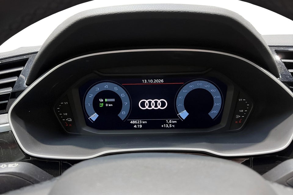 Audi Q3 45 TFSi e Attitude plus S-tr. 5d