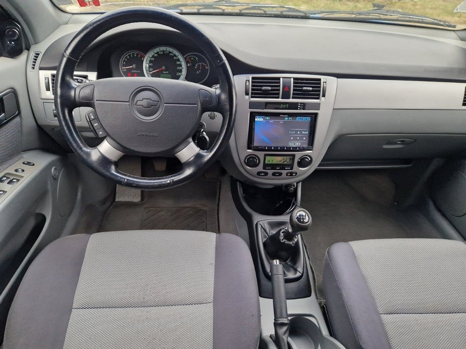 Chevrolet Nubira 1,8 CDX DTC 4d