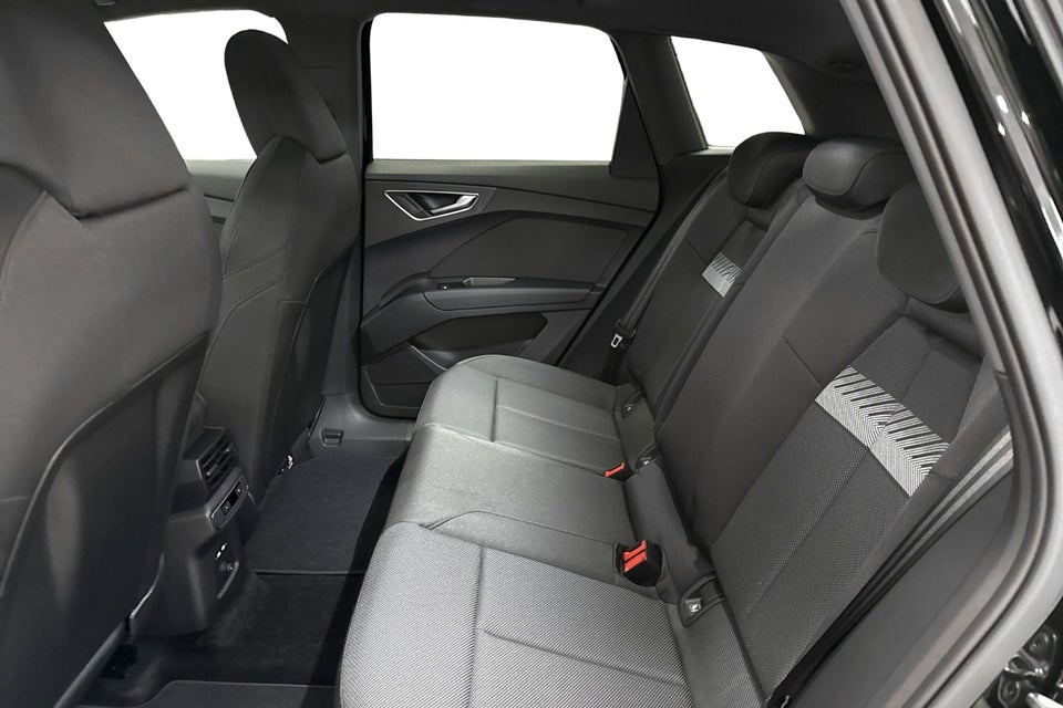 Audi Q4 e-tron 45 S-line Edition 5d