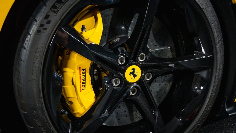 Ferrari SF90 Stradale 4,0 DCT 2d