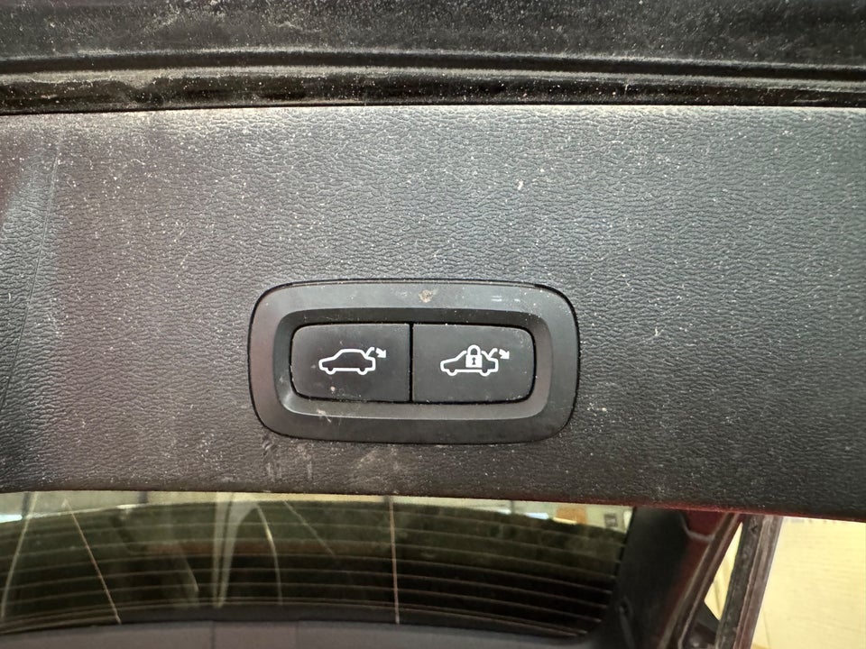 Volvo XC40 P6 ReCharge Core 5d