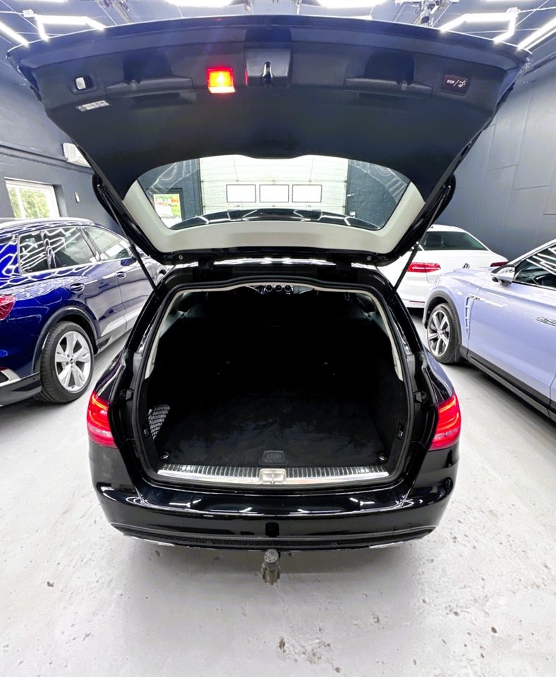 Mercedes C220 d 2,2 AMG Line stc. aut. 5d