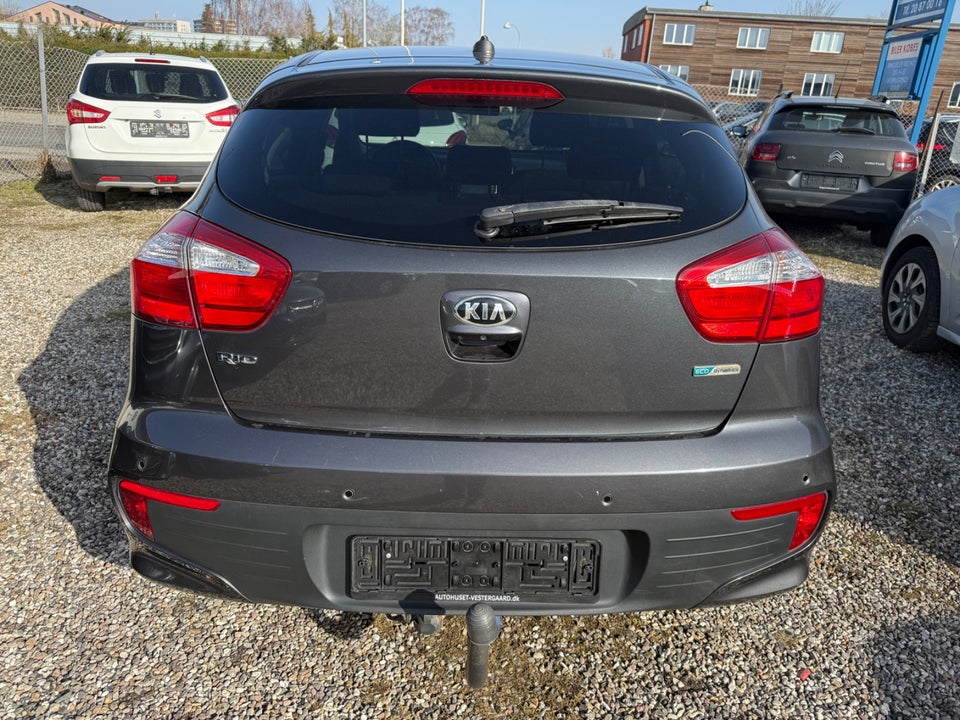 Kia Rio 1,2 CVVT Premium 5d