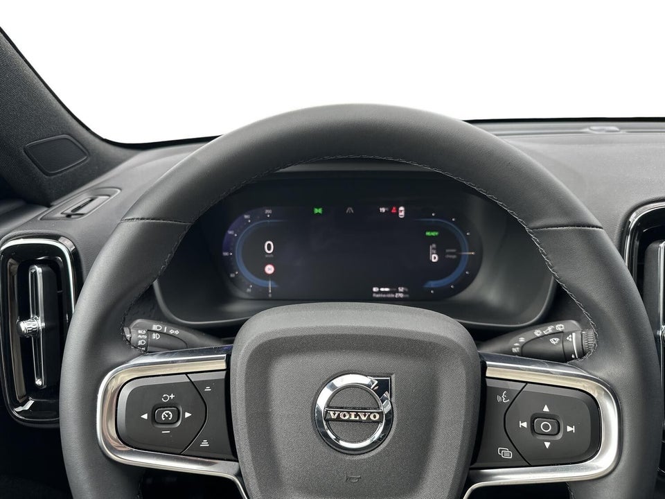 Volvo XC40 ReCharge Extended Range Core 5d