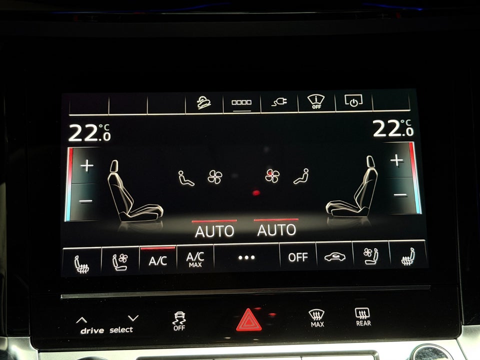 Audi e-tron 55 S-line quattro 5d