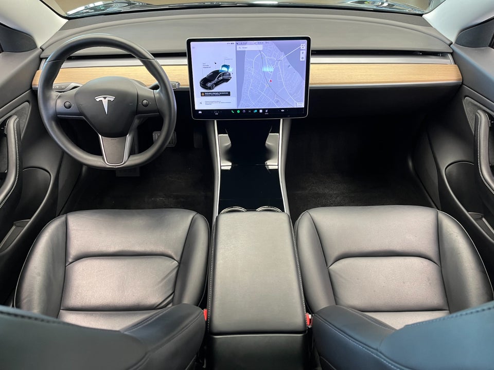 Tesla Model 3 Standard Range+ RWD 4d