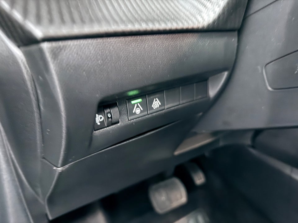 Peugeot 208 1,2 PureTech 100 Edition:210+ EAT8 5d