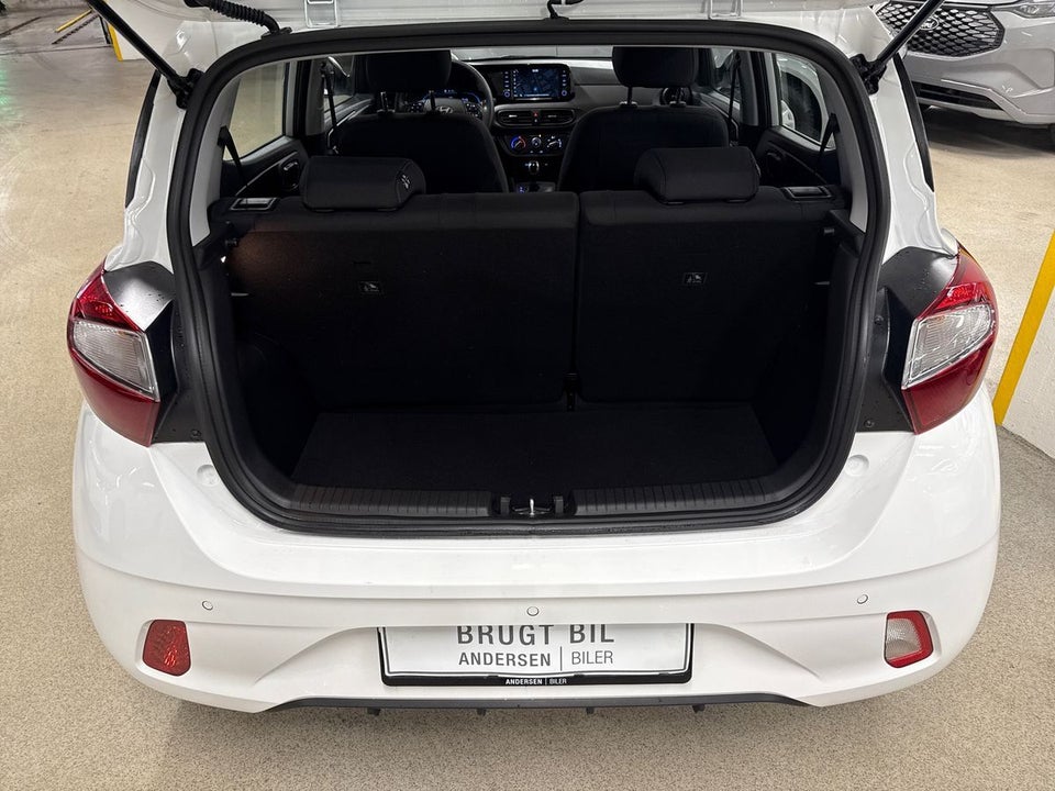 Hyundai i10 1,0 MPi Essential AMT 5d