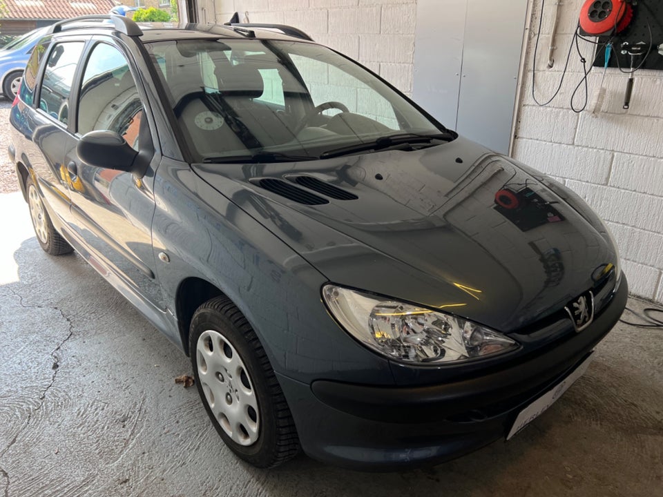 Peugeot 206 1,4 Edition SW 5d