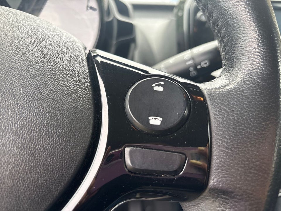 Toyota Aygo 1,0 VVT-i x-trend 5d