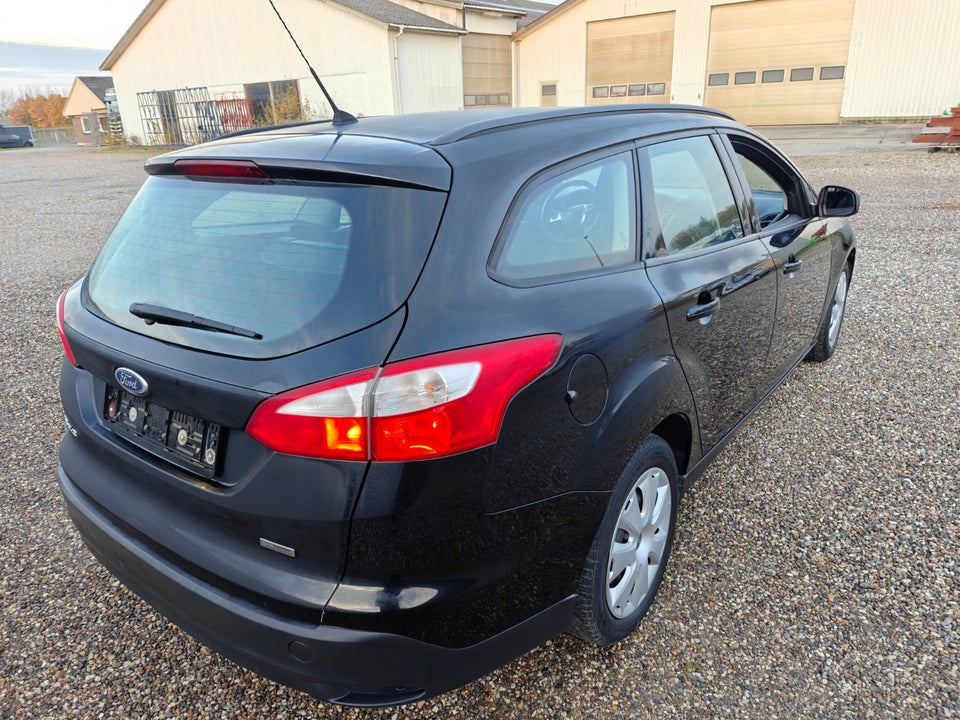 Ford Focus 1,6 TDCi 95 Edition stc. 5d