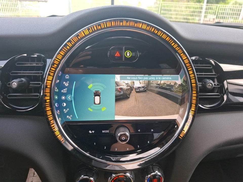 MINI Cooper SE Classic Trim 3d