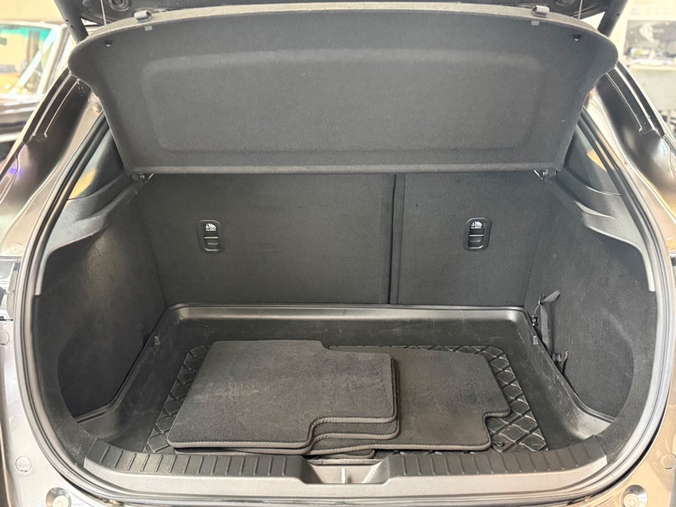 Mazda CX-30 2,0 SkyActiv-X 180 Cosmo Tech aut. 5d
