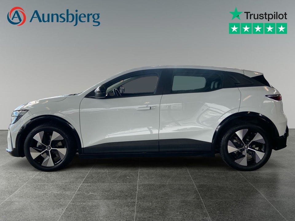 Renault Megane E-Tech 40 Equilibre 5d