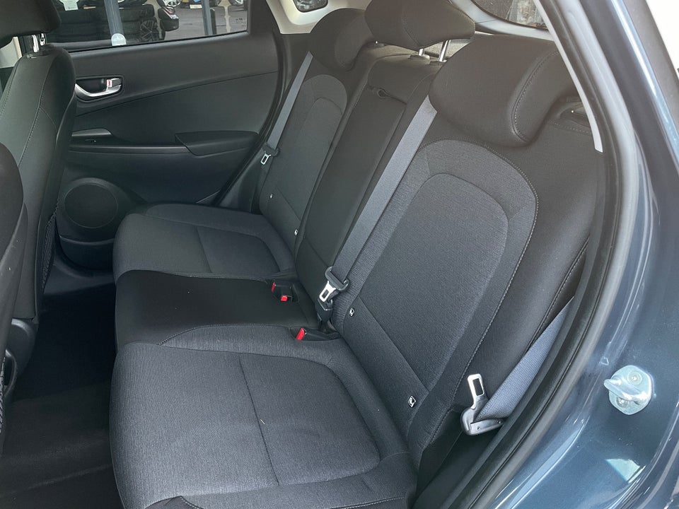 Hyundai Kona 64 EV Advanced 5d