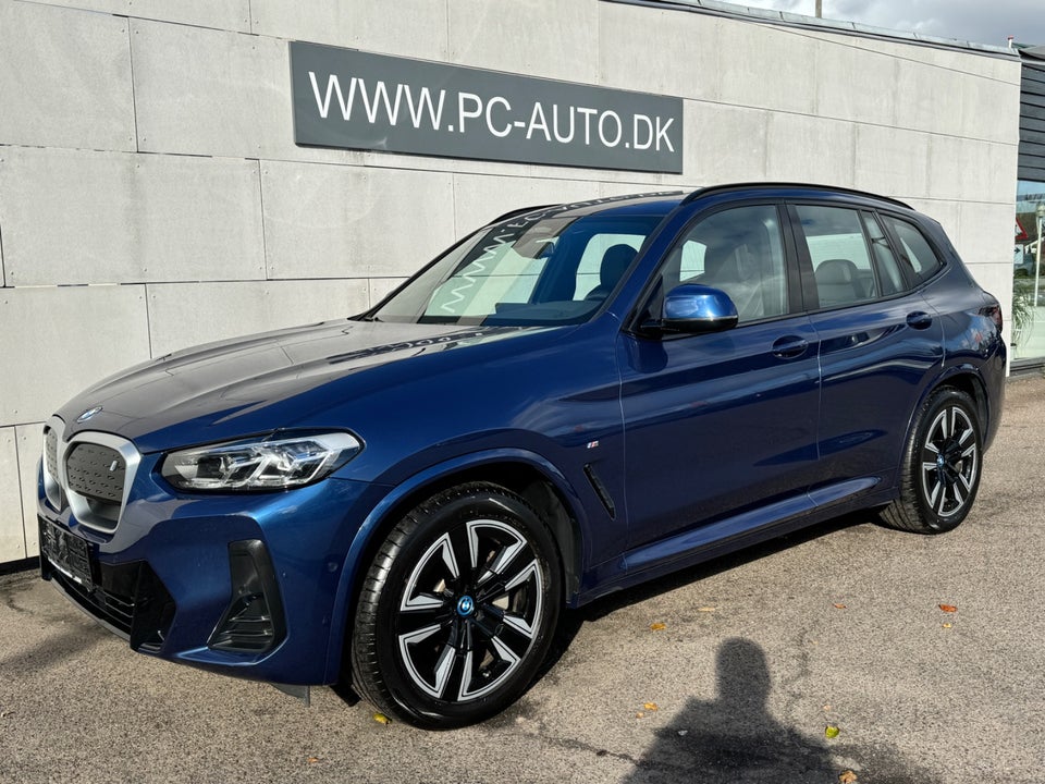 BMW iX3 Charged 5d