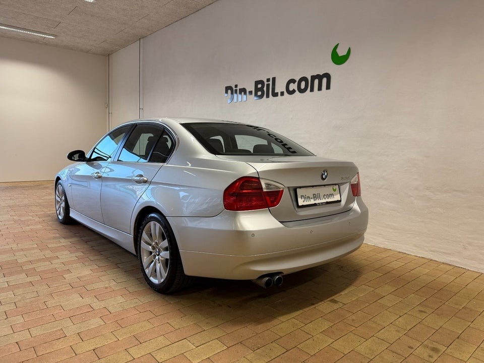 BMW 325i 2,5 aut. 4d