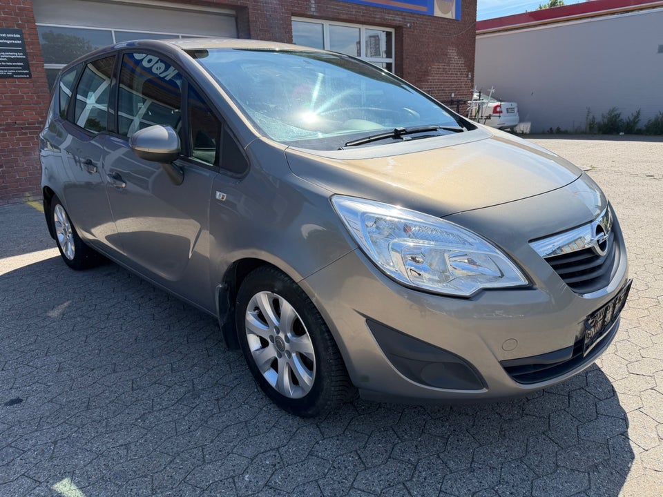 Opel Meriva 1,4 T 120 Cosmo 5d