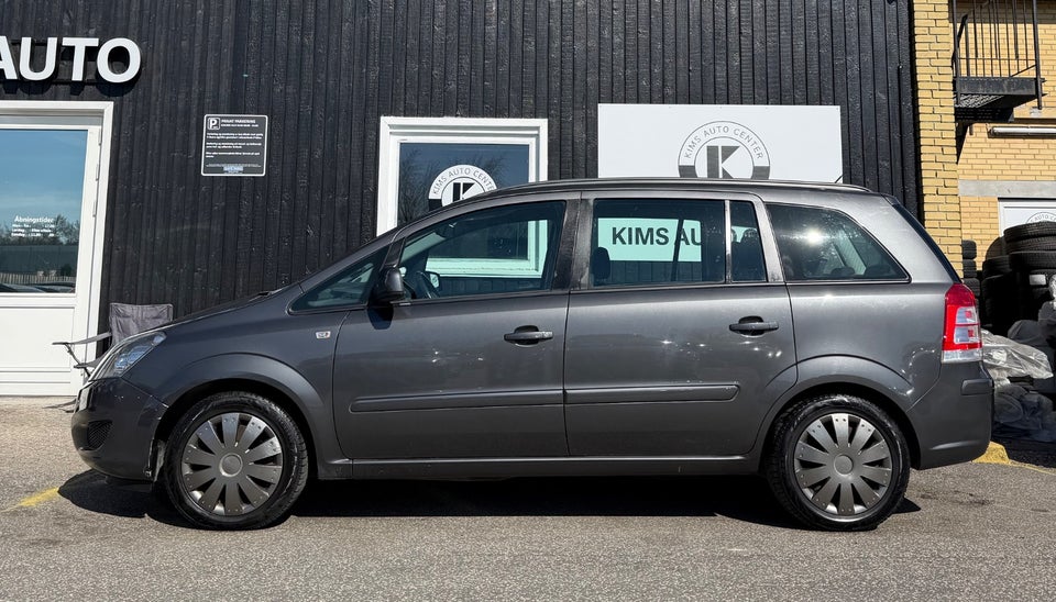 Opel Zafira 1,6 16V Classic 5d